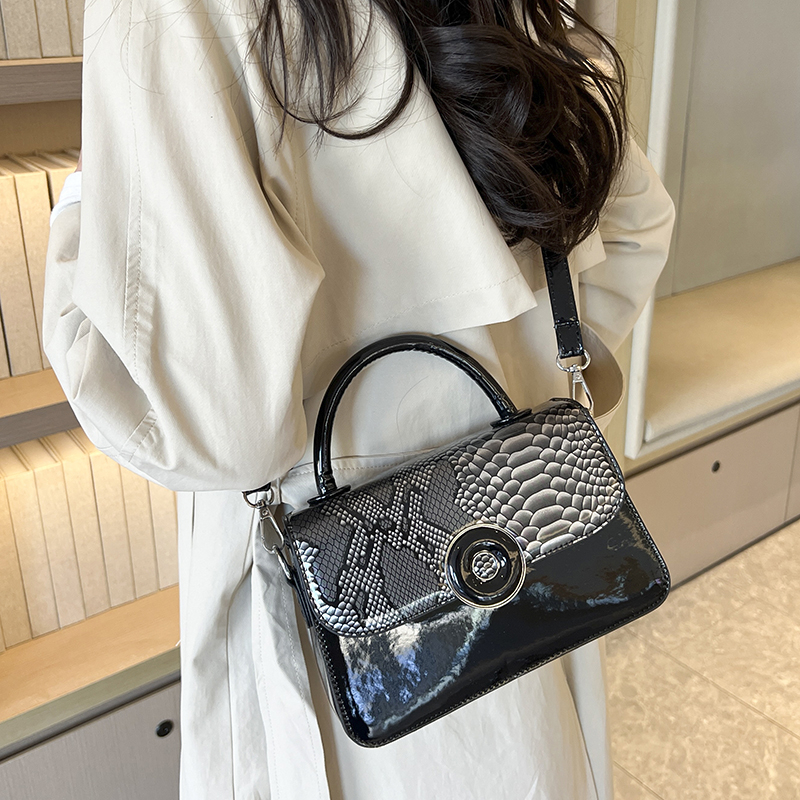 Mini Small Square Bag Luxury P - Top Handle Patent Bag のレビューと価格