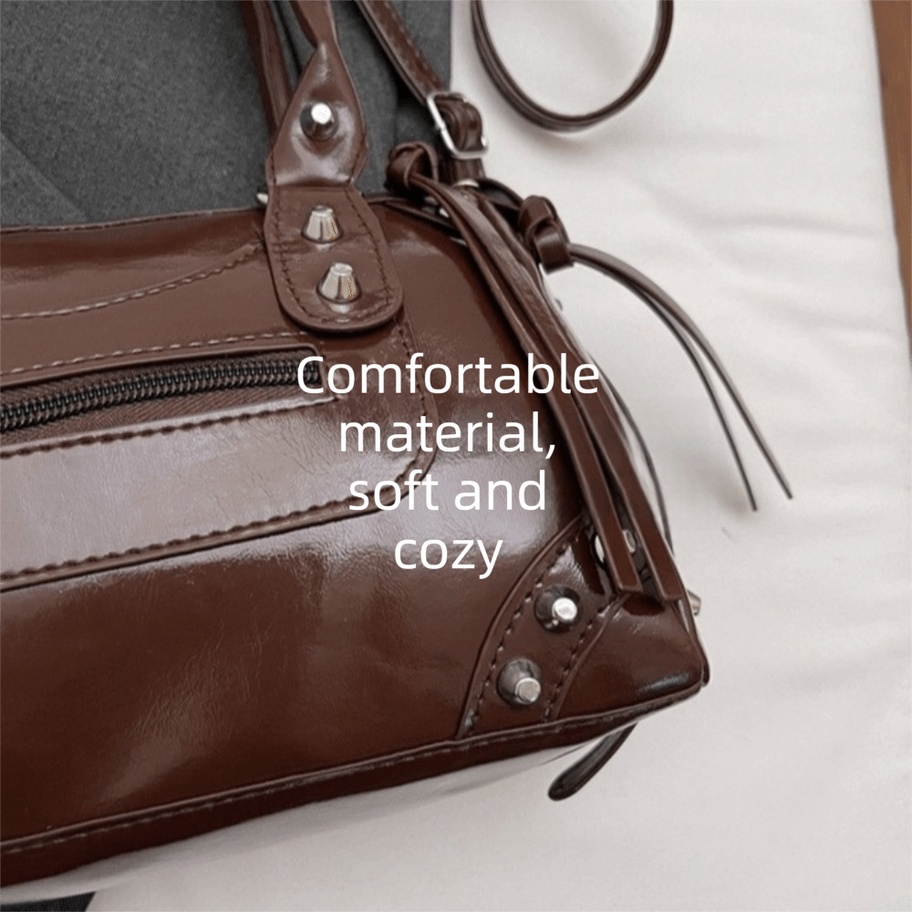 Fashion Rivets Pillow Bag Larg - Top Handle Patent Bag のレビューと価格