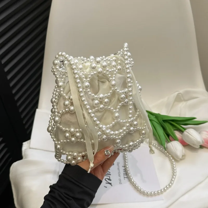 Beading White Bucket Shoulder  - Luxury Bags On Sales のレビューと価格