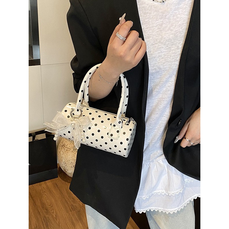 Women's Cute Polka Dot  Handba - Top Handle Patent Bag のレビューと価格