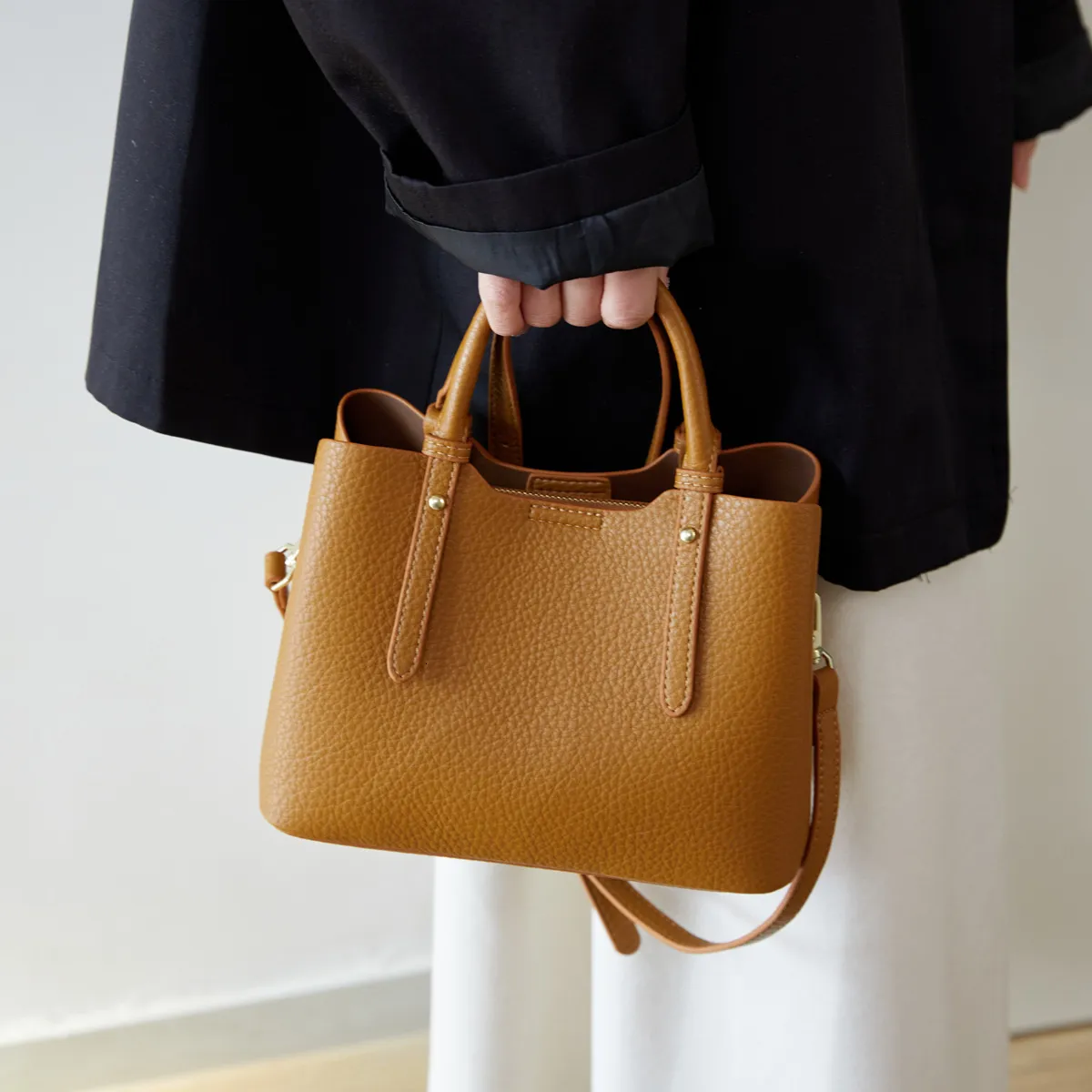 Minimalist Quiet Luxury 2025 N - Luxury Bags Quiet のレビューと価格