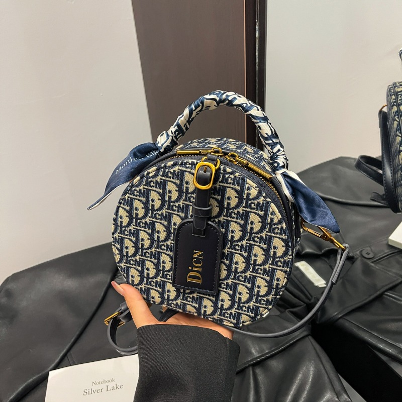 Jacquard Embroidered Letter Se - Luxury Bags Coach のレビューと価格