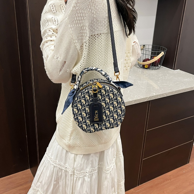 Jacquard Embroidered Letter Se - Luxury Bags Coach のレビューと価格