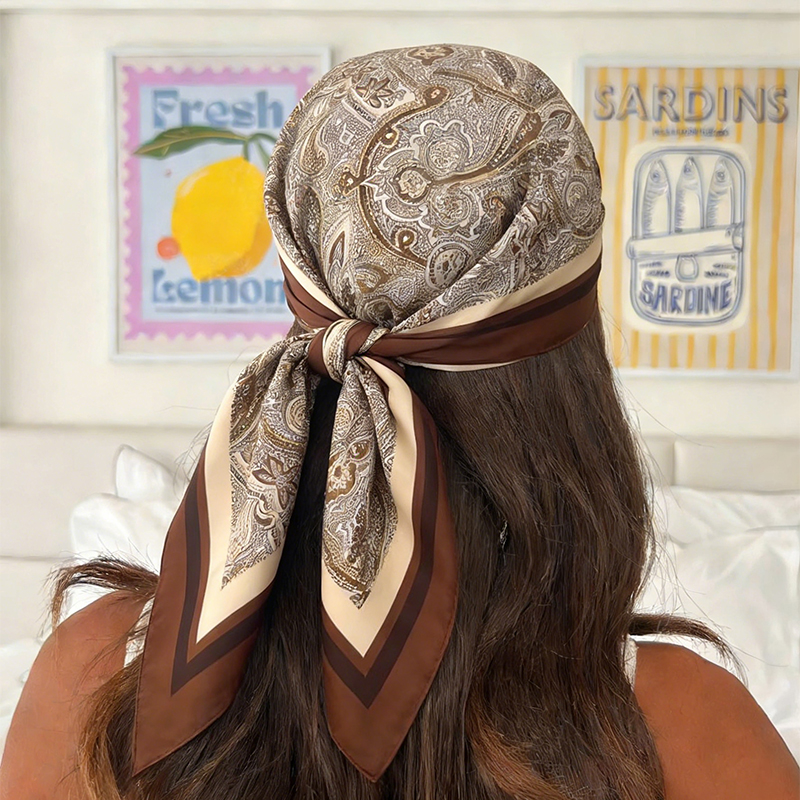 Luxury Women Silk Square Scarf - Luxury Bags For Women のレビューと価格
