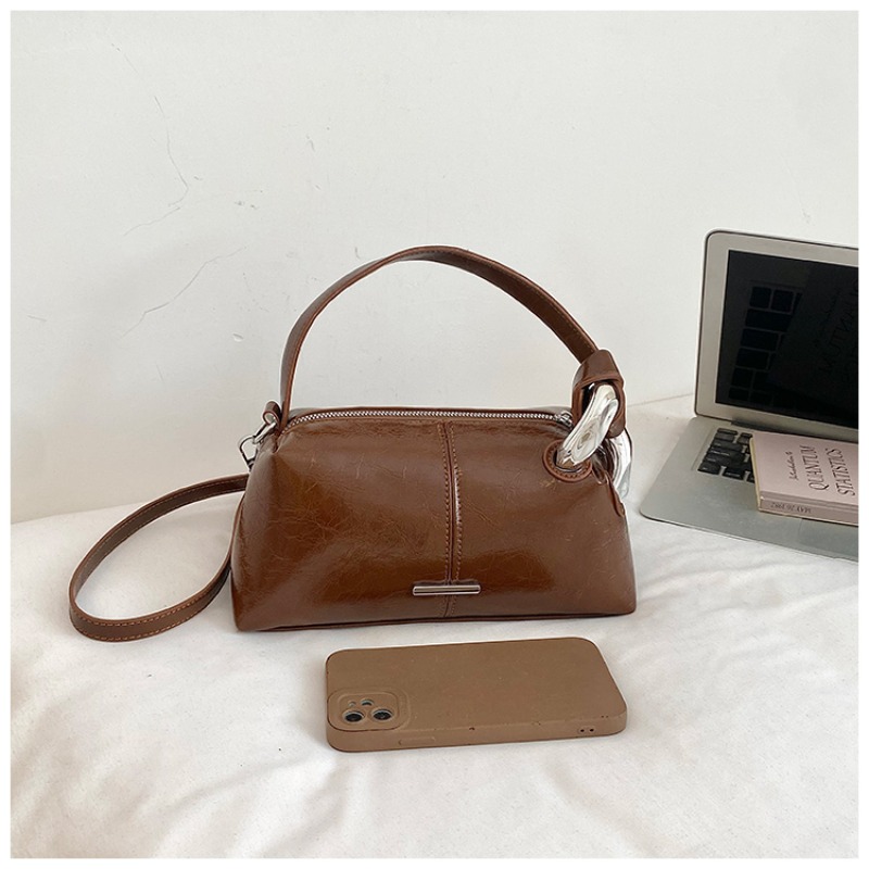 Retro Wine Red Patent Leather  - Top Handle Patent Bag のレビューと価格