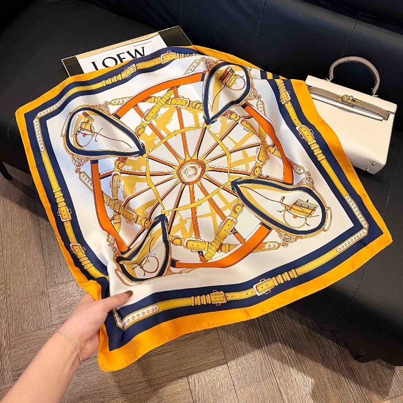 Luxury Design Skinny Silk Squa - Luxury Bags Brand のレビューと価格