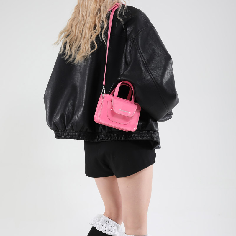 Women's Patent Leather Mini Ha - Top Handle Patent Bag のレビューと価格