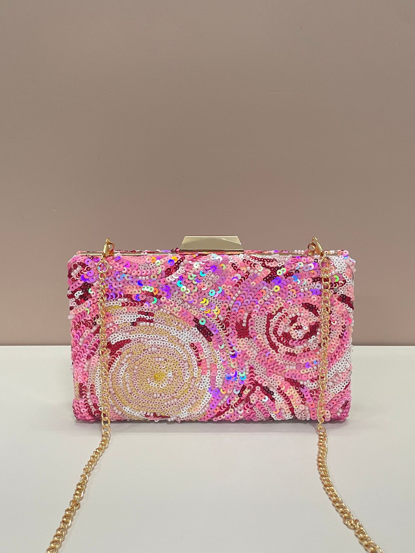 Pink Dinner Bag, Quiet Luxury  - Luxury Bags Quiet のレビューと価格