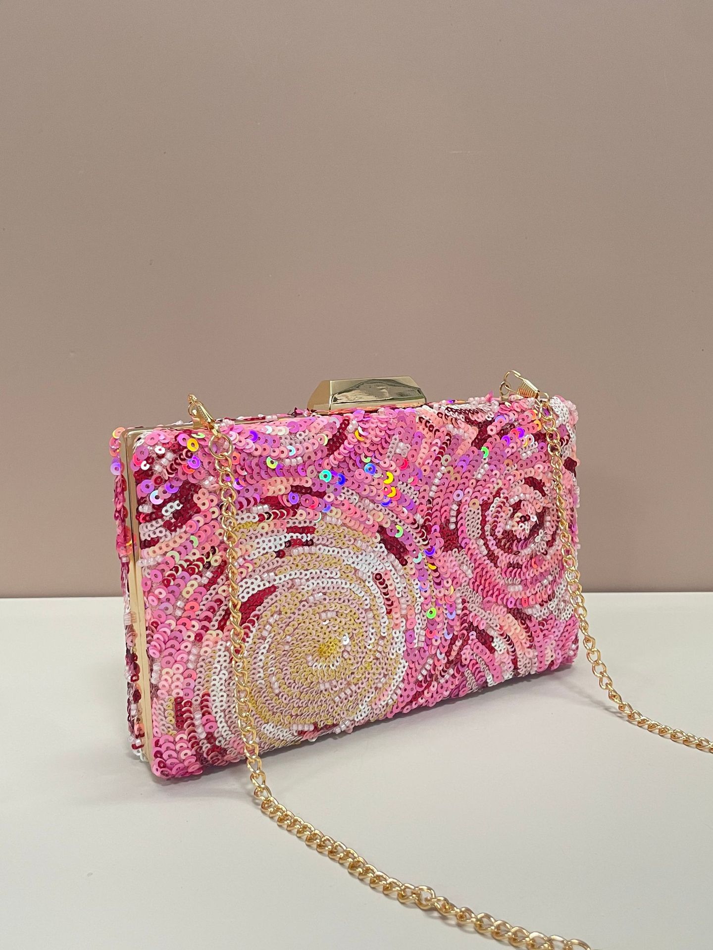 Pink Dinner Bag, Quiet Luxury  - Luxury Bags Quiet のレビューと価格