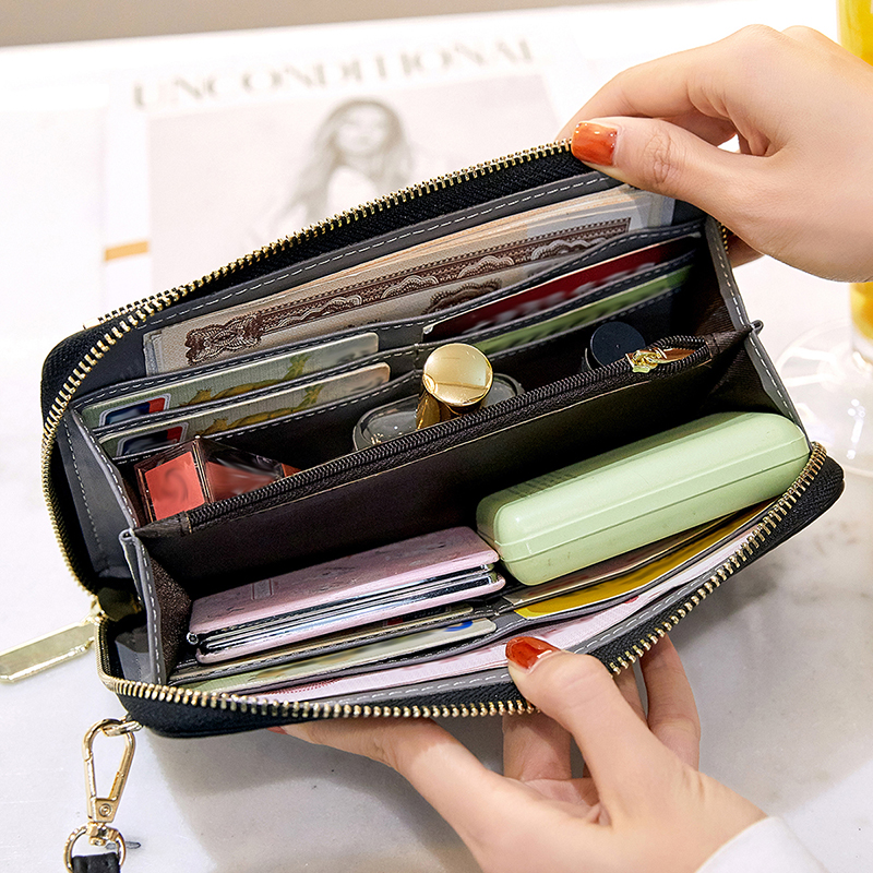 RFID Blocking Touch Screen Mob - Accordion Wallet Zip のレビューと価格