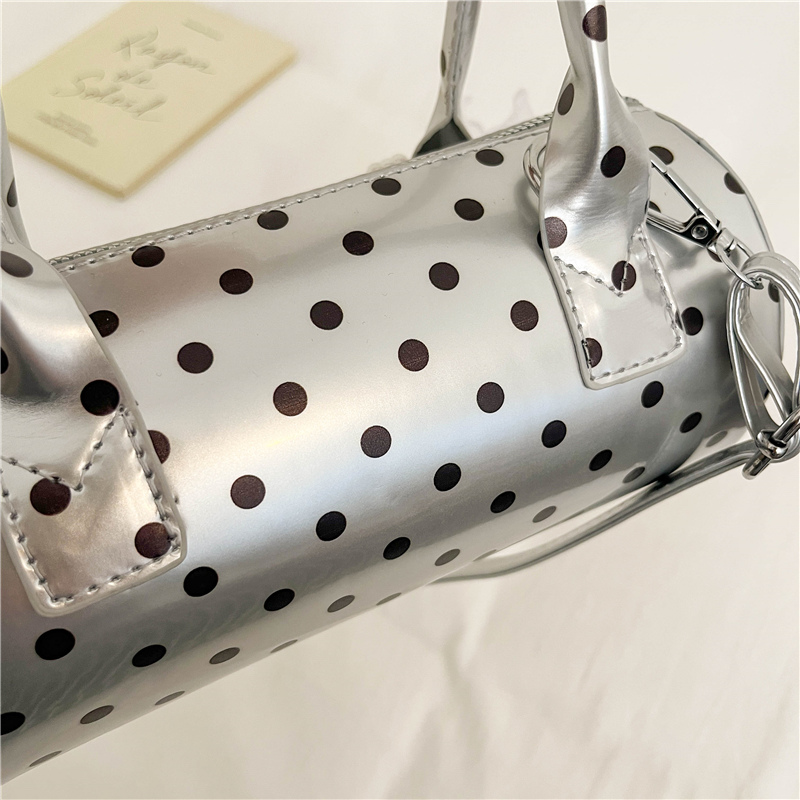 Korean Polka Dot Mini Handbag  - Top Handle Patent Bag のレビューと価格