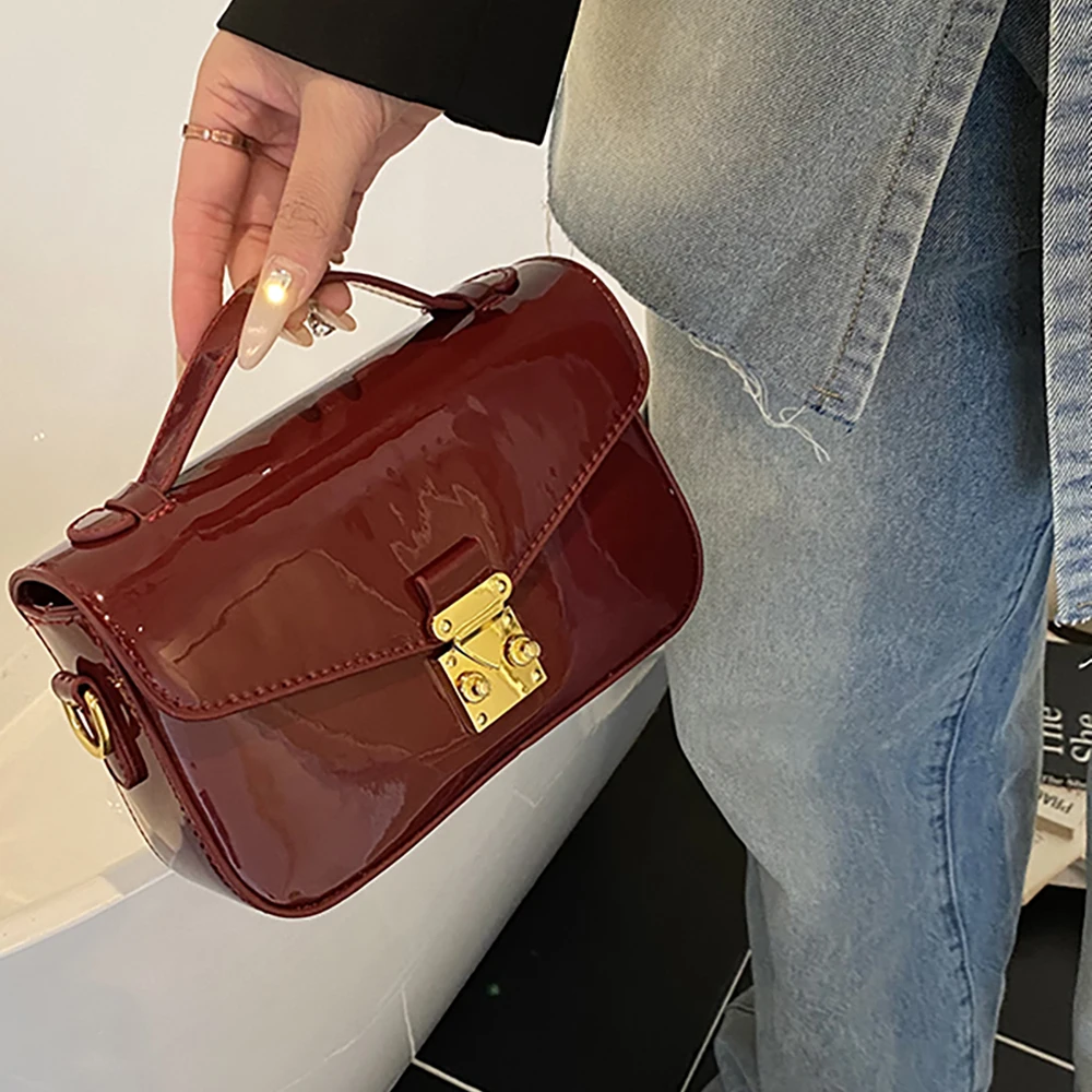 2026 Luxury Square Shoulder Ba - Top Handle Patent Bag のレビューと価格