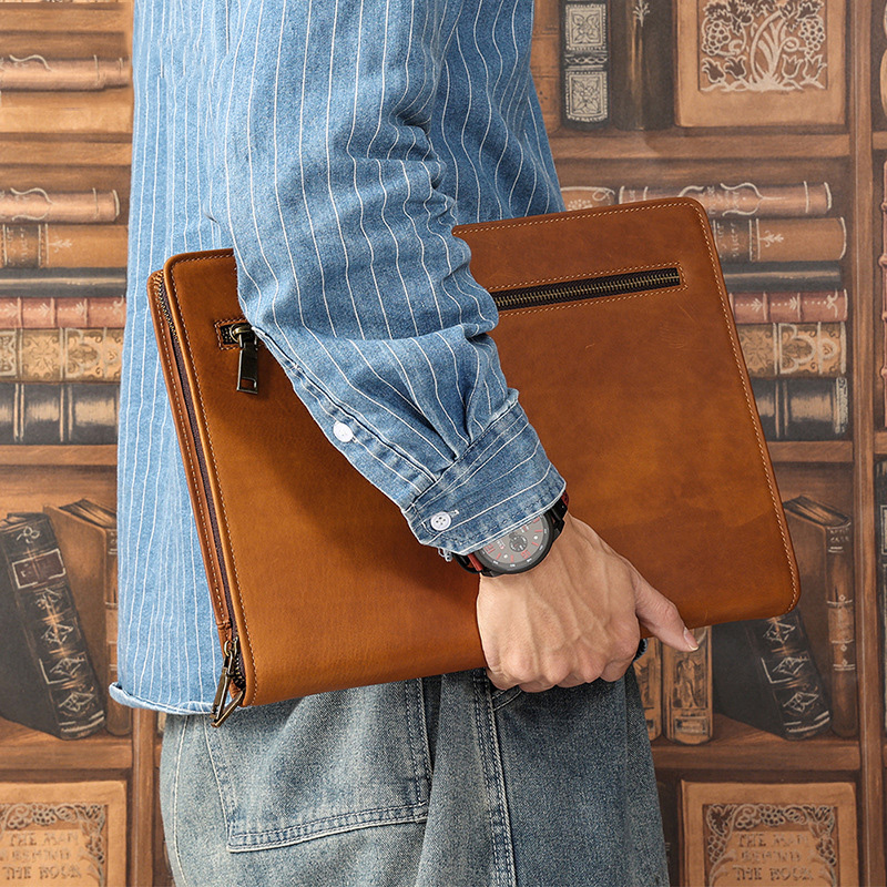 Crazy Horse leather Ipad case  - Luxury Bags For Laptop のレビューと価格