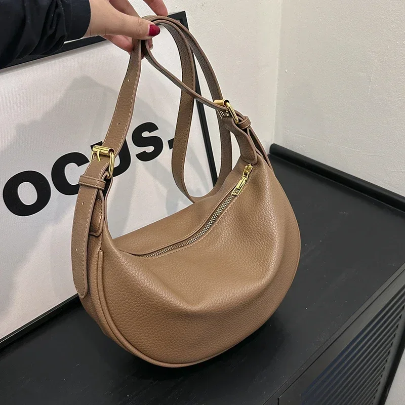Fashion Solid PU Hobos Shoulde - Luxury Bags On Sales のレビューと価格